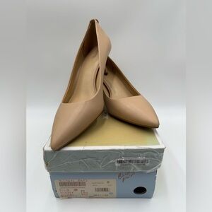 Michael Kors Nude Flex Kitten Heel Pumps Size 11M